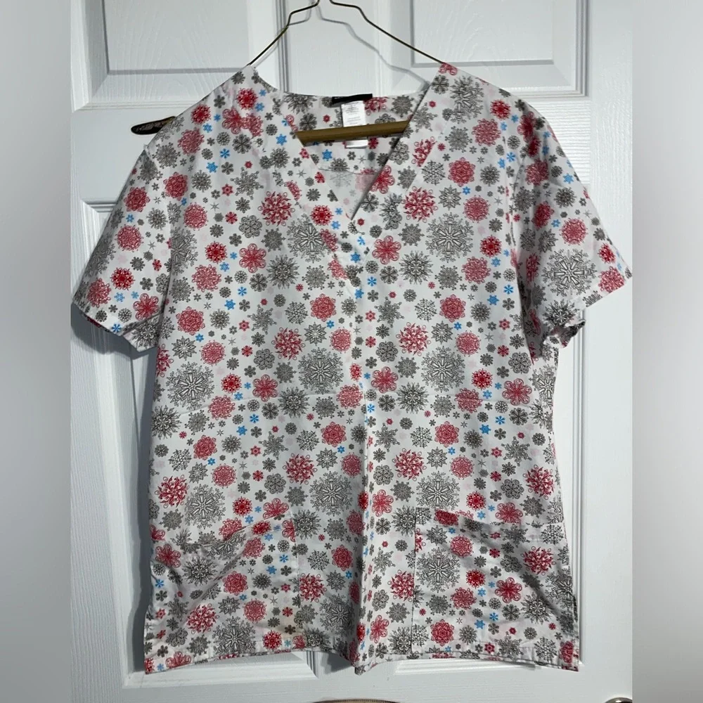 Scrub top set - Picture 2 of 6